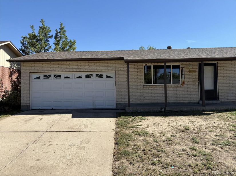 14852 Pensacola Place, Denver CO 80239