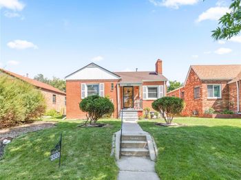 3520 N Fillmore