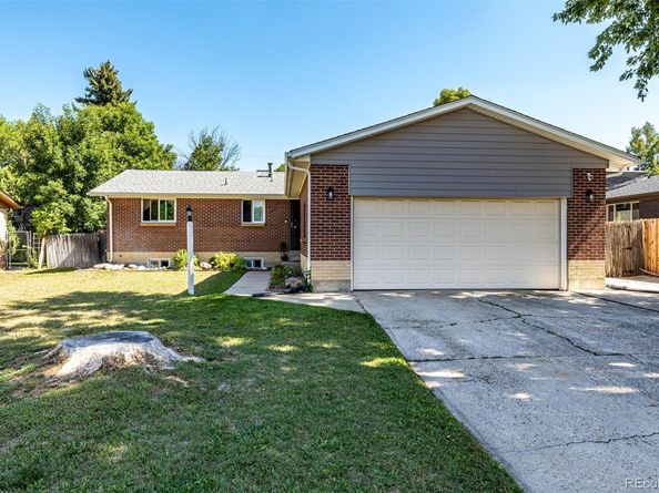 2450 Miller Street, Lakewood CO 80215