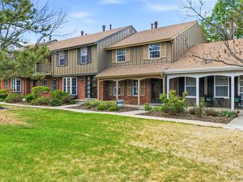 8752 E Amherst Drive