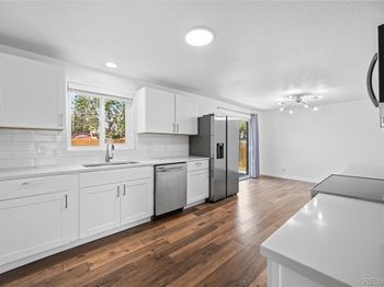 925 Kohl Street