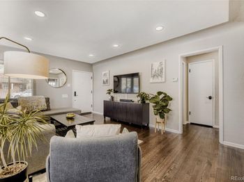 4610 W Hayward Place