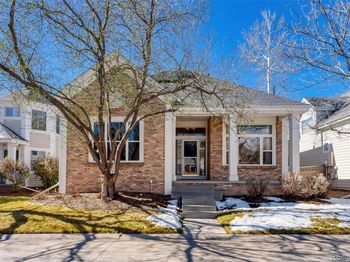 1011 S Valentia Street