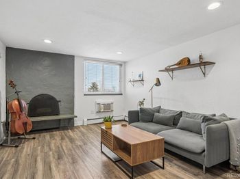 1125 N Washington Street