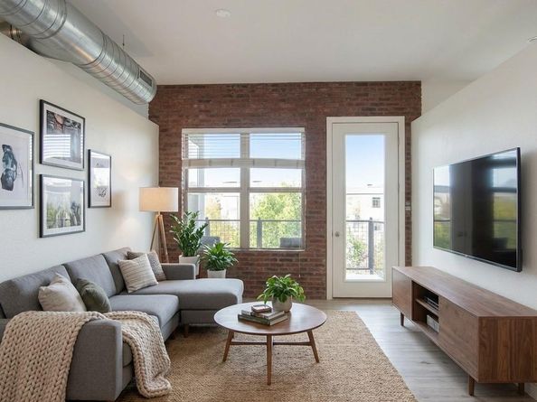 7700 E 29th Avenue 303, Denver CO 80238