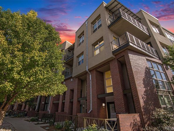 7700 E 29th Avenue 303, Denver CO 80238