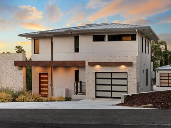 1127 Hillslope Place