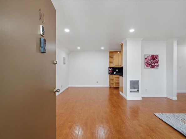 360 Auburn Way 10, San Jose CA 95129