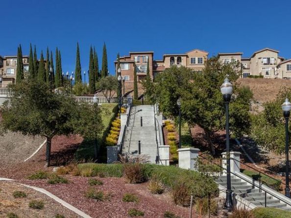 133 Llano De Los Robles 3, San Jose CA 95136