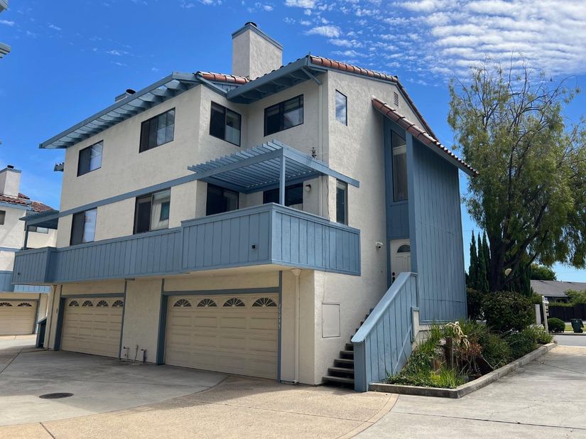 10095 Craft Drive, Cupertino CA 95014