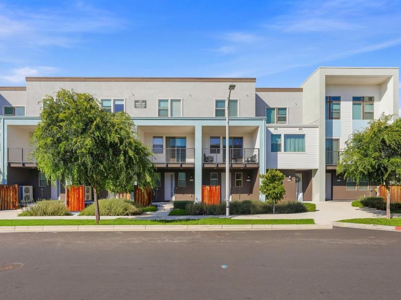 5752 Vibrant Loop, San Jose CA 95119
