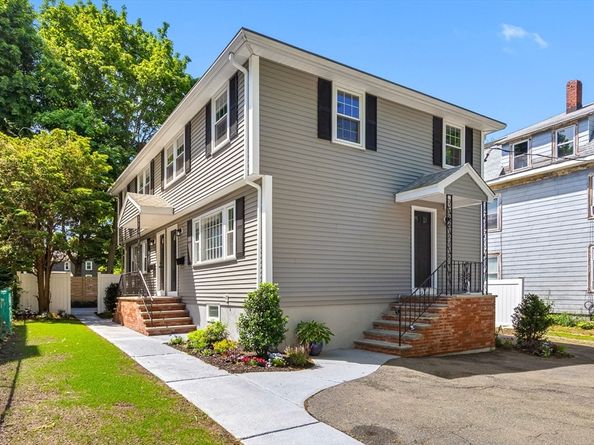 22 Park St, Wakefield MA 01880