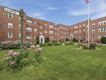 25 Lennon Court