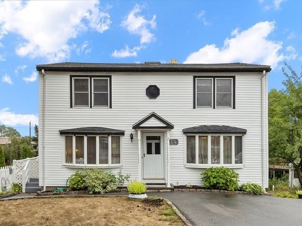 9 Summit Ave, Saugus MA 01906