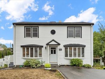 9 Summit Ave
