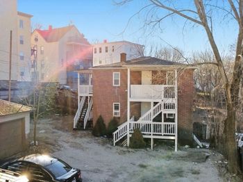 98 Cross St
