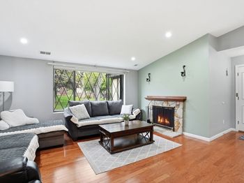11 Royal Lake Dr
