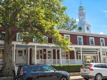 20 Main St