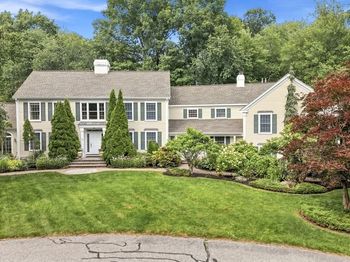 3 Hazelwood Cir