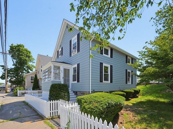 210 Pleasant Street, Marblehead MA 01945