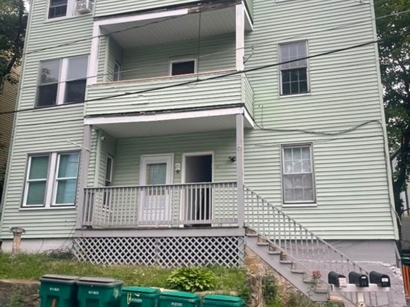 21-23 Omena Pl, Fitchburg MA 01420