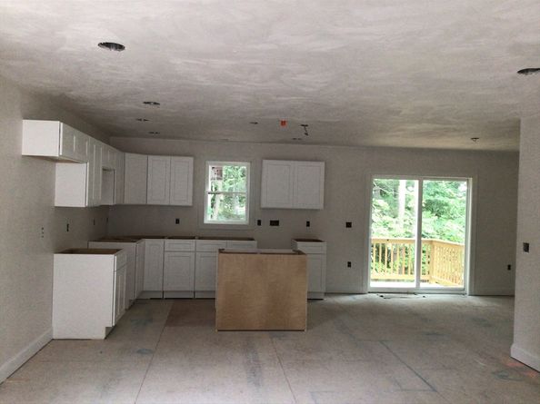 299 Quincy St, Building 3 1, Holbrook MA 02343