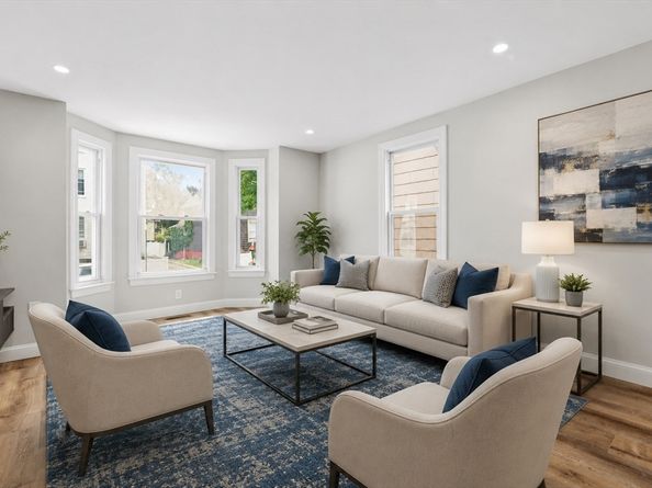 9 Cross St, Somerville MA 02145