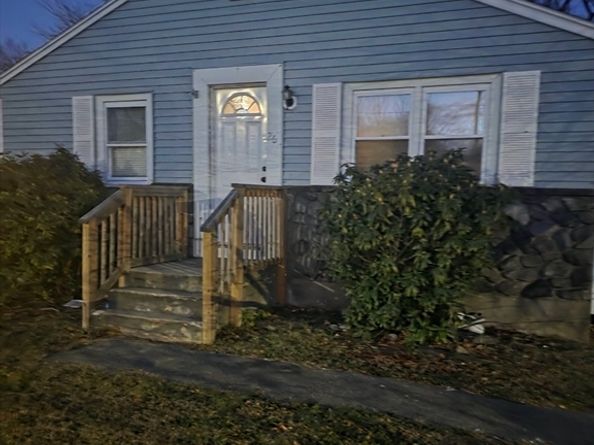 26 Bouve Ave, Brockton MA 02301