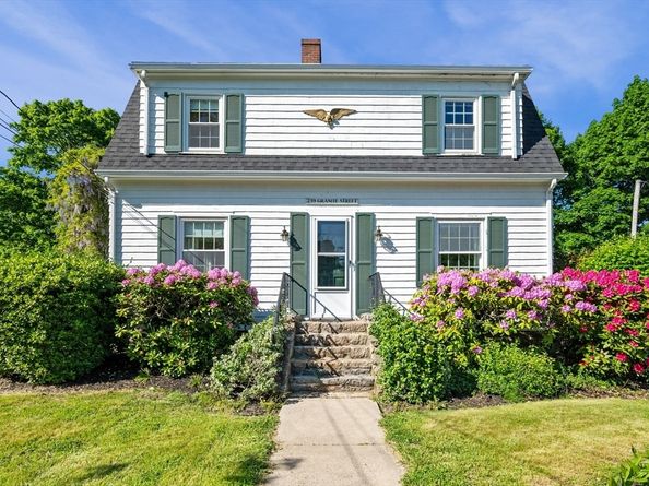 239 Granite St, Rockport MA 01966