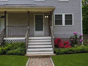 18-A Ascension St