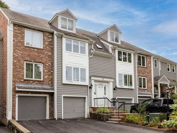 84 Walpole St 1C, Canton MA 02021