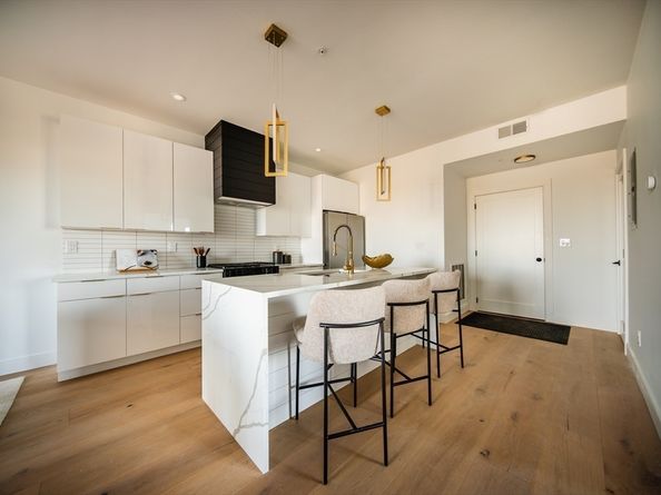 66 Mcgrath 205, Quincy MA 02169