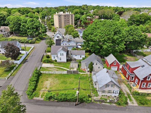 35 School St, Weymouth MA 02189