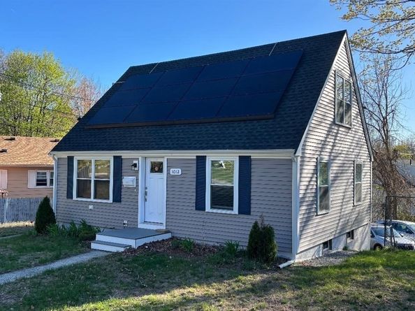 1012 Main St, Leominster MA 01453
