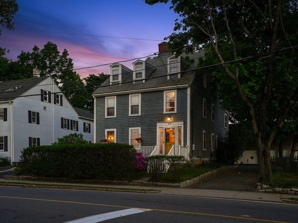 44 Church St, Wakefield MA 01880