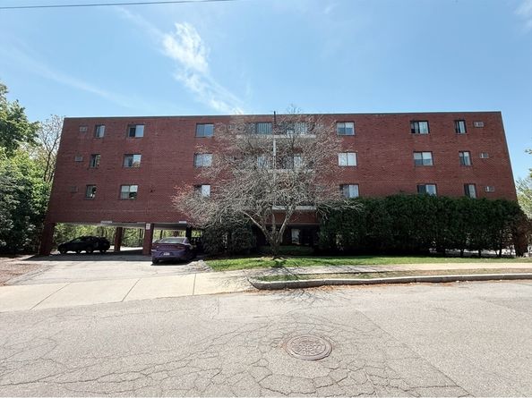 209 Riverview Ave 29, Newton MA 02466