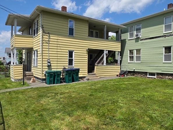205 Woodland St, Fitchburg MA 01420