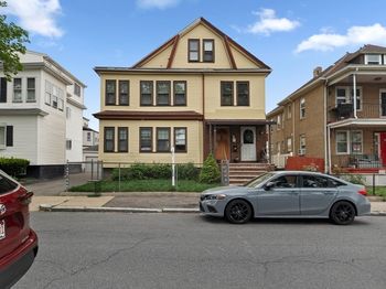 105-107 Saint Andrew Rd