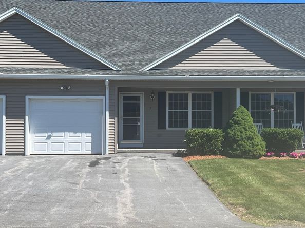 9 Daniel Dr 9, Oxford MA 01537