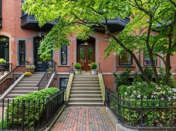122 Marlborough Street