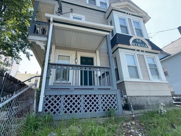 88 Myrtle Ave, Fitchburg MA 01420