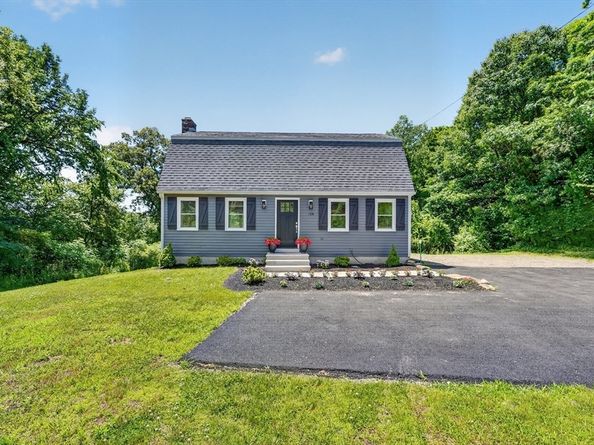 128 Providence Rd, Grafton MA 01519