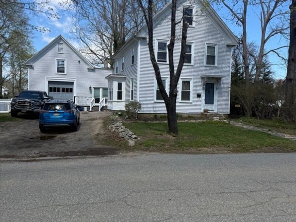 11 Center Street, Kingston MA 02364
