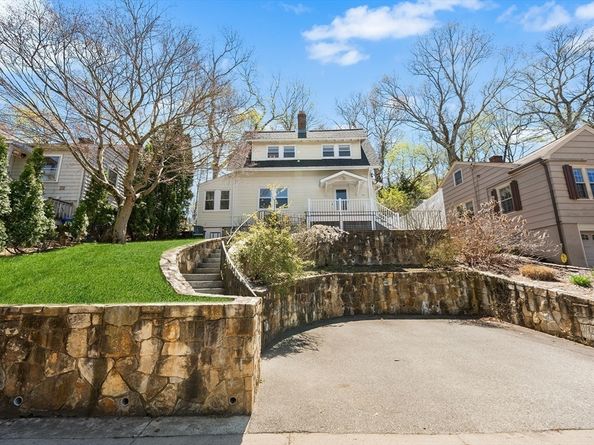 76 Paul Revere Rd, Arlington MA 02476