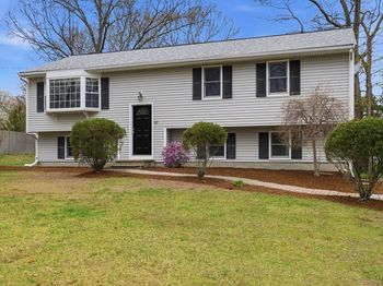 42 Bayberry Rd