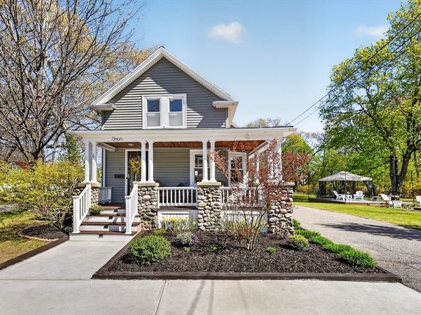 4 Lakeside Drive, Framingham MA 01702