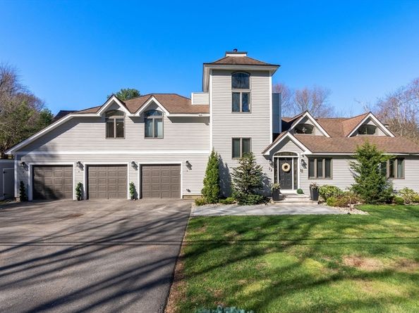 22 Old Cambridge Turnpike, Lincoln MA 01773