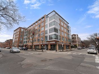 700 Harrison Ave