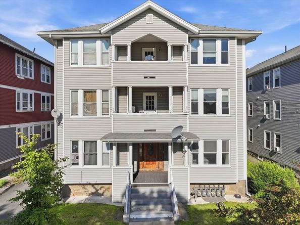 143 Providence St 2, Worcester MA 01604