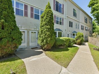 110 Coolidge Hill Rd